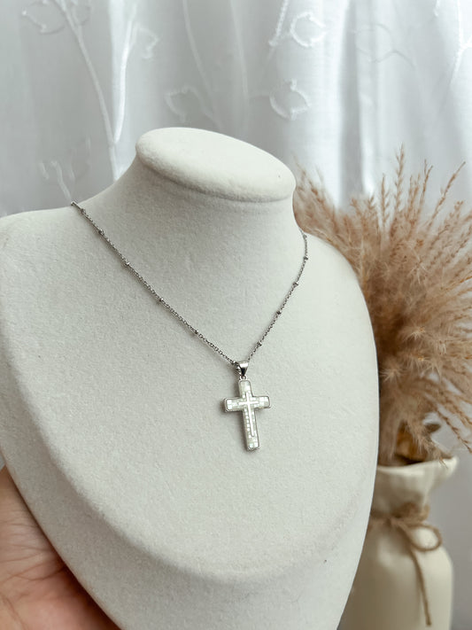 Pick up your cross chain necklace (silver)